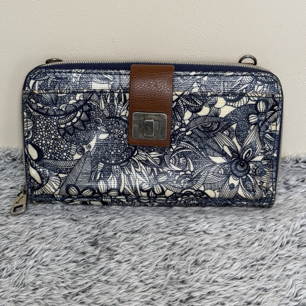 Sakroots Artist Circle Smartphone Crossbody in Coated Canvas - Picture 2 of 9